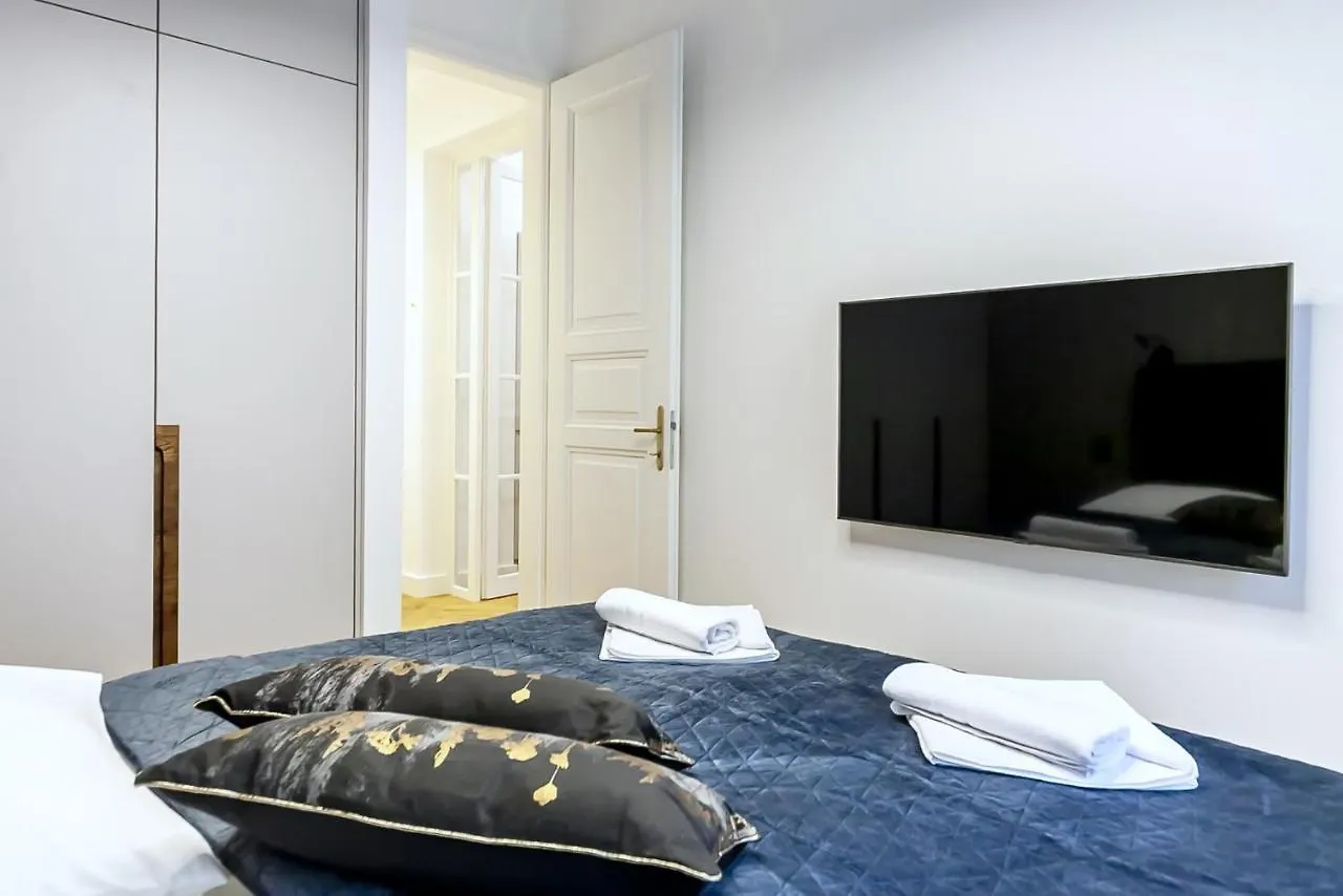 Luxury Apartments In The City Centre 프라하